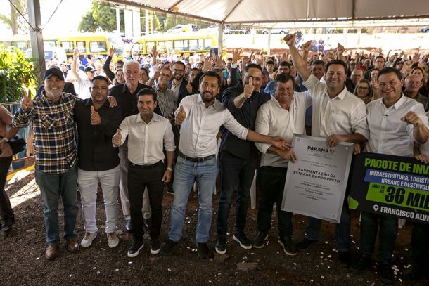 Ratinho Junior destacou que o pacote de recursos se soma a outras obras feitas no munic&iacute;pio com o apoio do Governo do Estado