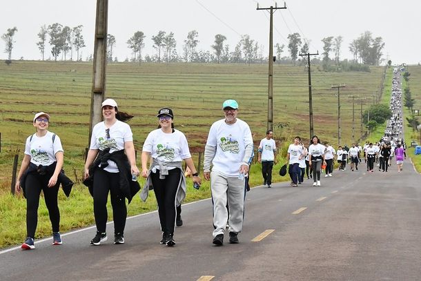 O percurso seguiu at&eacute; a esta&ccedil;&atilde;o de capta&ccedil;&atilde;o de &aacute;gua da Sanepar, na Estrada Jaborandi, passando pela &Aacute;rea de Prote&ccedil;&atilde;o Ambiental (APA) do Rio Piava