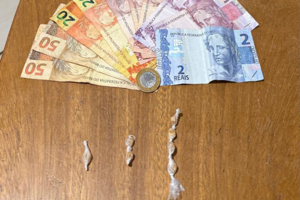 Em continuidade &agrave; ocorr&ecirc;ncia, os policiais abordaram um segundo envolvido em um estabelecimento comercial nas proximidades