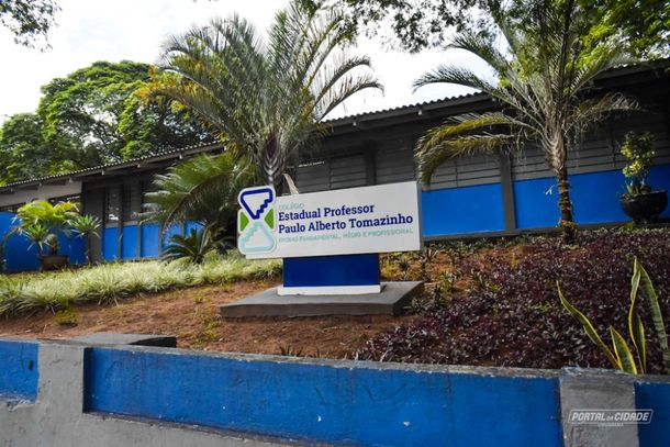 O curso &eacute; destinado ao ensino p&oacute;s-m&eacute;dio, com forma&ccedil;&atilde;o profissionalizante no per&iacute;odo noturno