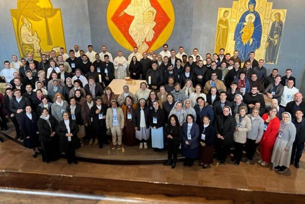 Durante os tr&ecirc;s dias, os participantes vivenciaram momentos de forma&ccedil;&atilde;o, espiritualidade e partilha de experi&ecirc;ncias