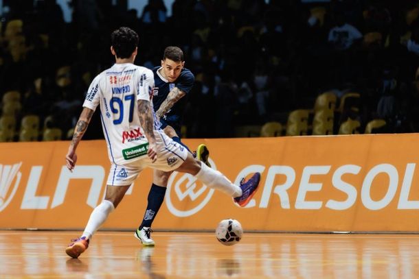 Com o ponto, o Umuarama chega aos 12 pontos em 10 jogos e ocupa a 10&ordf; coloca&ccedil;&atilde;o da LNF Cresol