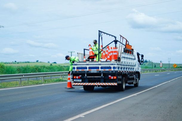 Cronograma da EPR Paran&aacute; na PR-323 inclui servi&ccedil;os de drenagem e ro&ccedil;ada que alteram a din&acirc;mica do tr&aacute;fego