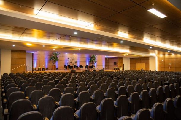 Centro de eventos receber&aacute; aul&atilde;o organizado pelo NRE na manh&atilde; desta quinta