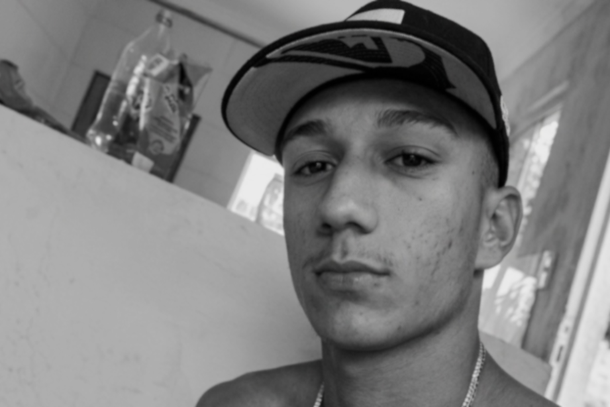 Thiago Henrique de Souza est&aacute; sendo velado em Umuarama; pol&iacute;cia confirmou apreens&atilde;o de drogas na ocorr&ecirc;ncia