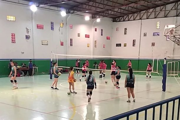 Torneio de retomada abrange disputas em nove modalidades e busca incentivar h&aacute;bitos saud&aacute;veis em diferentes faixas et&aacute;rias