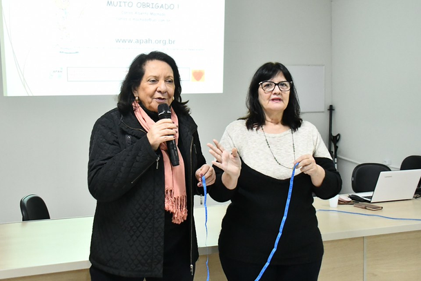 Treinamento t&eacute;cnico para os agentes com a presen&ccedil;a da secret&aacute;ria Lisbeth Scanavaca