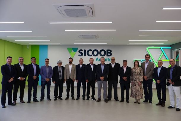  A nova gest&atilde;o inicia suas atividades com o compromisso de fortalecer a cooperativa
