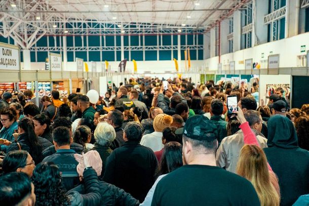 Chegou o aguardado dia das super promo&ccedil;&otilde;es no Centro de Eventos
