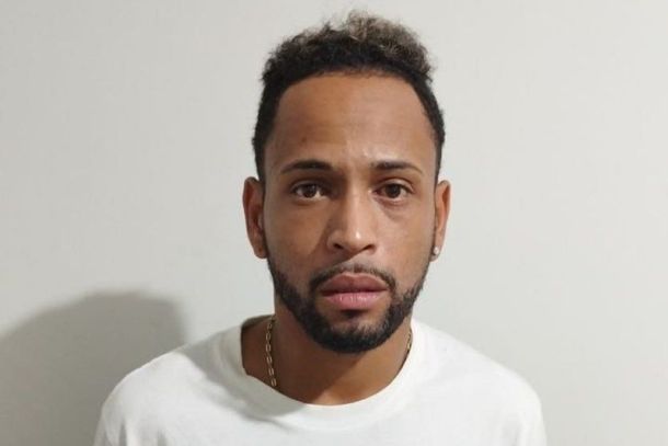 Caio Alexandre Monteiro Aleixo, de 32 anos, conhecido como &ldquo;Piriquito&rdquo;, possui uma extensa ficha criminal