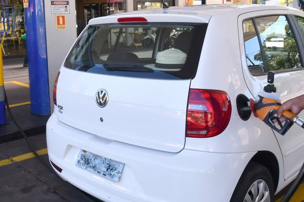 Pesquisa realizada pelo Procon Municipal analisou valores em postos e distribuidoras, apontando varia&ccedil;&otilde;es nos pre&ccedil;os praticados aos consumidores