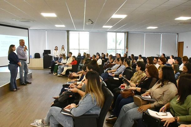 O principal objetivo da forma&ccedil;&atilde;o &eacute; consolidar uma gest&atilde;o escolar centrada no aprendizado dos estudantes