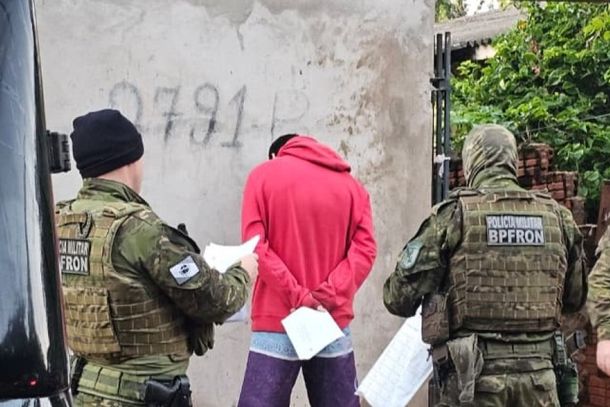 rdens judiciais expedidas pela Vara Criminal tamb&eacute;m foram cumpridas em Gua&iacute;ra e Londrina com apoio de batalh&otilde;es especializados da Pol&iacute;cia Militar