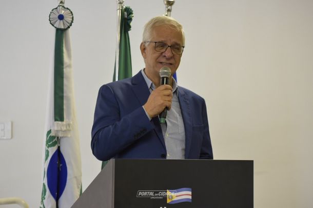 S&eacute;rgio Vercezi Filho tomou posse no Pa&ccedil;o da Amizade, na manh&atilde; desta sexta