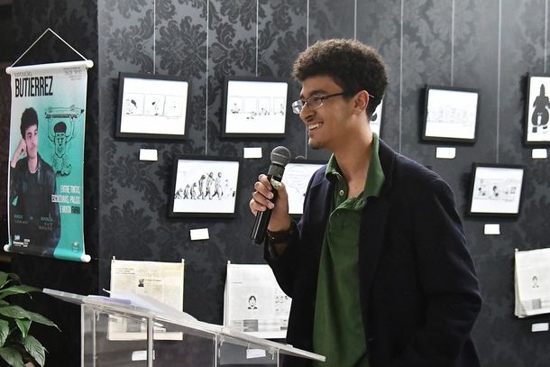  A mostra apresenta ao p&uacute;blico trabalhos que passam por pintura, escultura, literatura, charges, caricaturas, grafite e teatro