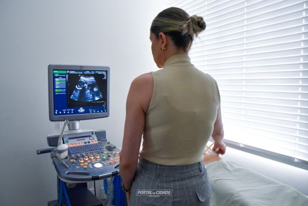O setor de obstetr&iacute;cia e ginecologia disp&otilde;e do sistema de ultrassonografia GE Voluson