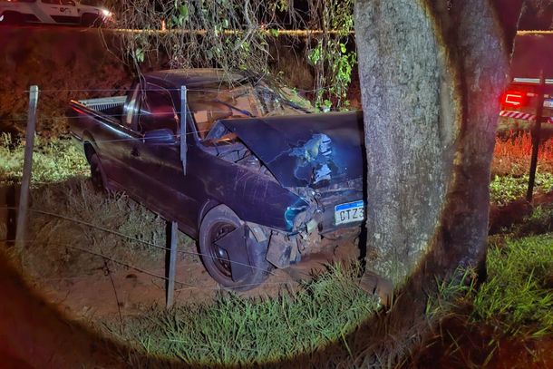 Ap&oacute;s o atendimento da ocorr&ecirc;ncia, o ve&iacute;culo foi removido para o p&aacute;tio do Posto Rodovi&aacute;rio de Ipor&atilde;