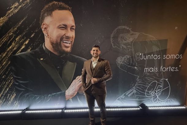 Fundador da Gobbo Digital acompanhou arremate de itens de Pel&eacute; e Neymar em evento que celebrou 11 anos do instituto