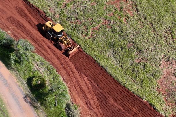 A readequa&ccedil;&atilde;o &eacute; parte do trabalho permanente para manter a infraestrutura da zona rural em boas condi&ccedil;&otilde;es