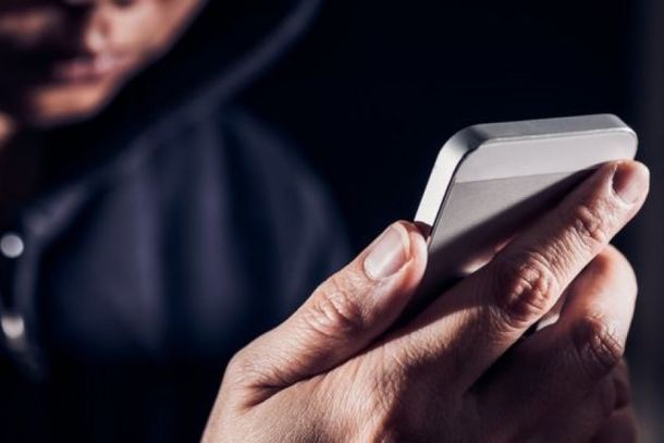 A Pol&iacute;cia Militar alerta a popula&ccedil;&atilde;o para n&atilde;o compartilhar dados pessoais, senhas ou informa&ccedil;&otilde;es banc&aacute;rias por telefone