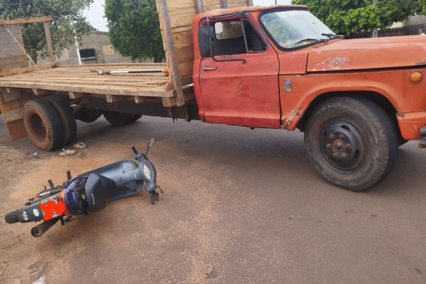 Posteriormente, foi encaminhada ao Hospital Municipal de Alt&ocirc;nia com suspeita de fraturas na perna direita e na regi&atilde;o da bacia