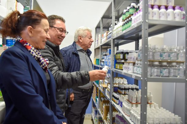 Unidade centraliza medicamentos de programas municipais e estaduais e substitui farm&aacute;cias de tr&ecirc;s UBS