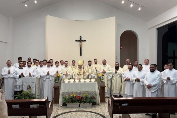 Al&eacute;m dos momentos de estudo, a semana tamb&eacute;m foi marcada por uma celebra&ccedil;&atilde;o especial: o Jubileu de 15 anos do Semin&aacute;rio de Filosofia S&atilde;o Jos&eacute;