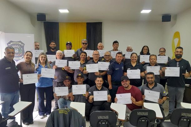 Os servidores que participaram de todas as etapas receberam certificado ao final da forma&ccedil;&atilde;o.