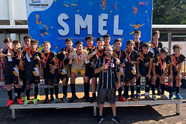 Torneio da Smel reuniu bairros e distritos de Umuarama; confira os campe&otilde;es, o artilheiro e o melhor goleiro da competi&ccedil;&atilde;o