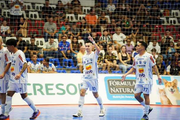 Equipe fechou a fase de classifica&ccedil;&atilde;o em d&eacute;cimo lugar ap&oacute;s empatar com o l&iacute;der Magnus
