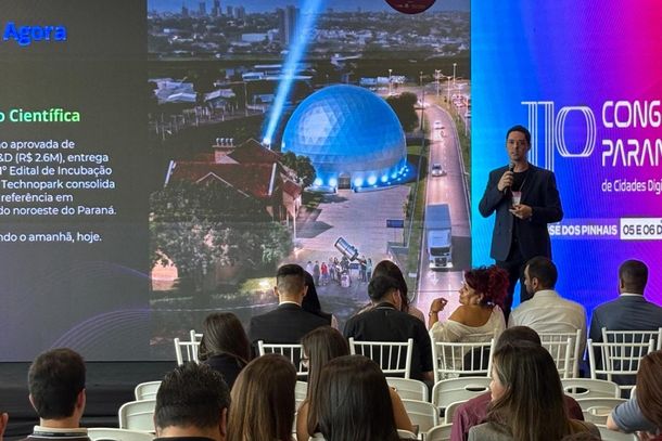 TechnoPark &eacute; destaque em congresso estadual e rende reconhecimento ao prefeito Scanavaca