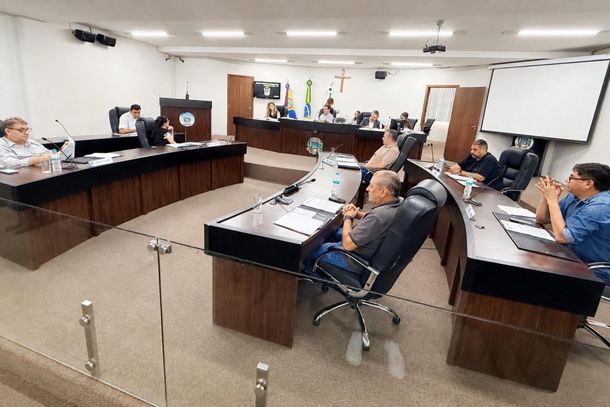 Pauta incluiu cess&atilde;o de im&oacute;vel ao Sonho de Crian&ccedil;a e data contra o feminic&iacute;dio