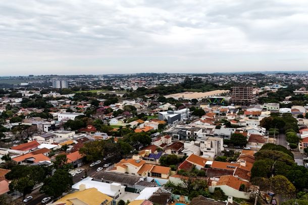 Na quinta-feira (10), o volume de precipita&ccedil;&atilde;o sobe de forma expressiva, com acumulado projetado em 33,6 mm