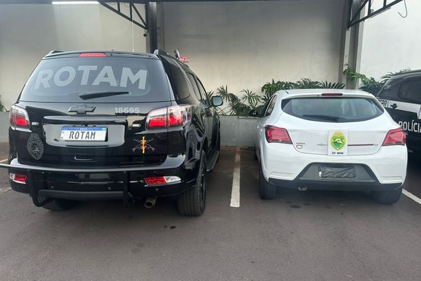 Ve&iacute;culo foi encaminhado para o p&aacute;tio da delegacia de Umuarama