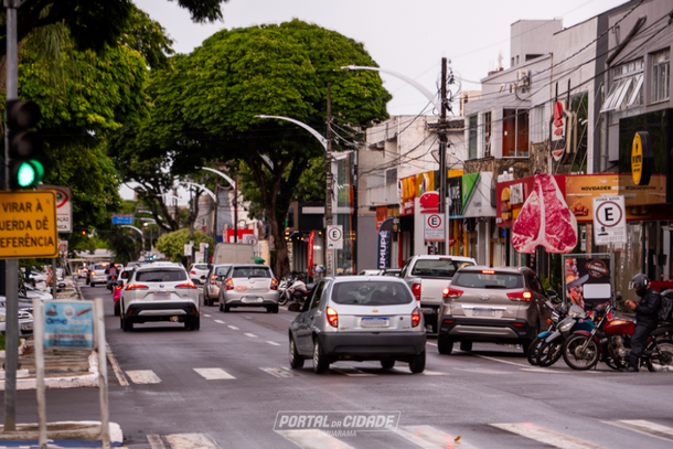 Frota de 109 mil ve&iacute;culos motiva refor&ccedil;o na fiscaliza&ccedil;&atilde;o eletr&ocirc;nica nas vias urbanas
