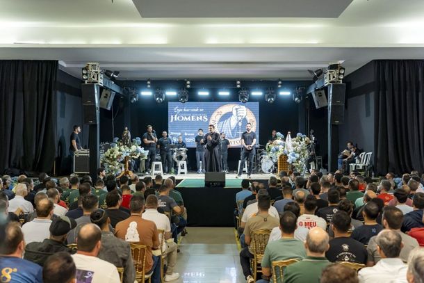 2&ordm; Congresso Cat&oacute;lico re&uacute;ne fi&eacute;is em Umuarama com prega&ccedil;&otilde;es, momentos de ora&ccedil;&atilde;o e celebra&ccedil;&atilde;o eucar&iacute;stica