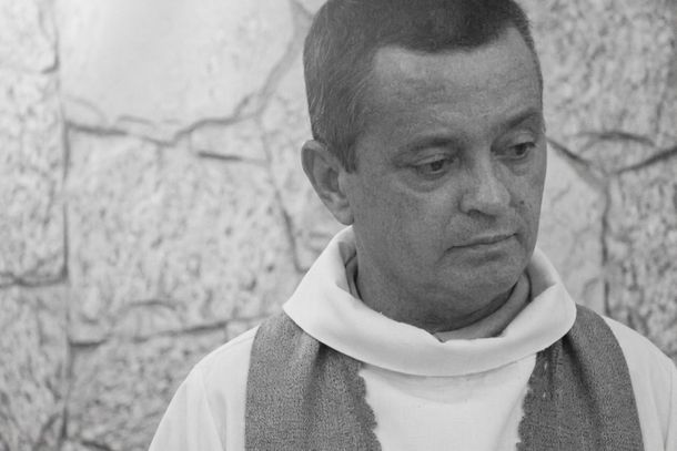 O sepultamento est&aacute; marcado para as 17h desta ter&ccedil;a-feira, no Cemit&eacute;rio Municipal de Umuarama