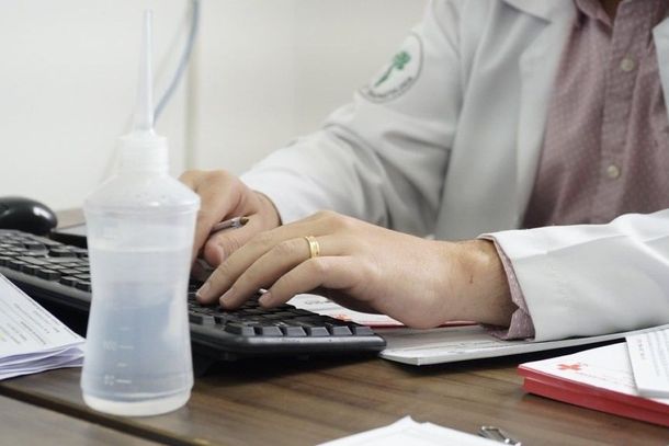 231 pacientes n&atilde;o compareceram para realizar o procedimento e n&atilde;o comunicaram previamente a desist&ecirc;ncia
