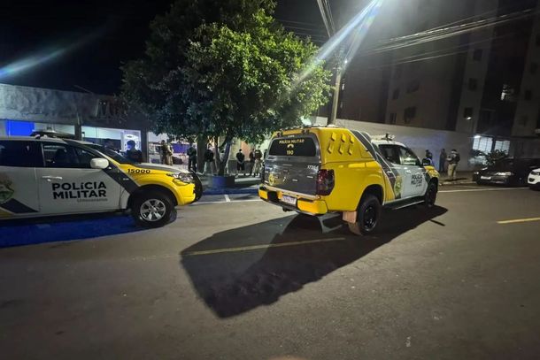 A a&ccedil;&atilde;o foi conduzida pelo 25&ordm; Batalh&atilde;o da Pol&iacute;cia Militar do Paran&aacute;, em conjunto com o Corpo de Bombeiros Militar e com &oacute;rg&atilde;os de fiscaliza&ccedil;&atilde;o da Prefeitura