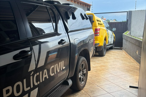  O mandado, expedido pela Comarca de Goioer&ecirc;, foi cumprido ap&oacute;s o homem, identificado pelas iniciais R. B. N., ser localizado em via p&uacute;blica