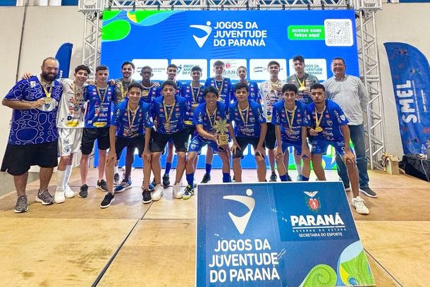 Umuarama sub-17 venceu Ibipor&atilde; e ficou com o t&iacute;tulo da disputa do futsal