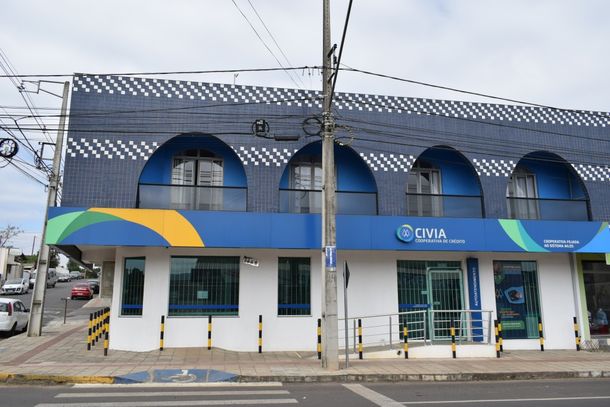 Cooperativa tamb&eacute;m oferece cr&eacute;dito com garantia de ve&iacute;culo e taxas diferenciadas durante a a&ccedil;&atilde;o