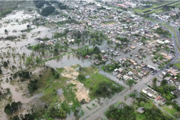 Chuvas deixam solo saturado e aumentam risco de novos transtornos com avan&ccedil;o do El Ni&ntilde;o