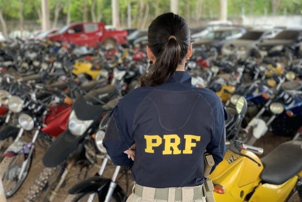 PRF promove leil&atilde;o de mais de mil ve&iacute;culos apreendidos ou abandonados na regi&atilde;o 