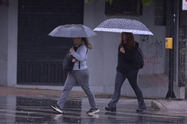 Chuva volta a ganhar for&ccedil;a na regi&atilde;o nesta segunda-feira