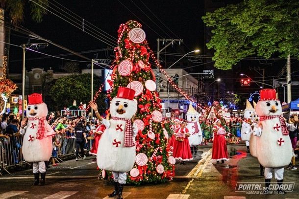 Parada de Natal em S&atilde;o Jo&atilde;o da Boa Vista 2023