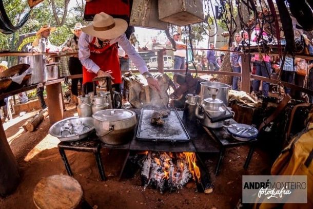 Cultura: Queima do Alho &eacute; reconhecida nacionalmente como um dos eventos mais tradicionais do universo sertanejo 