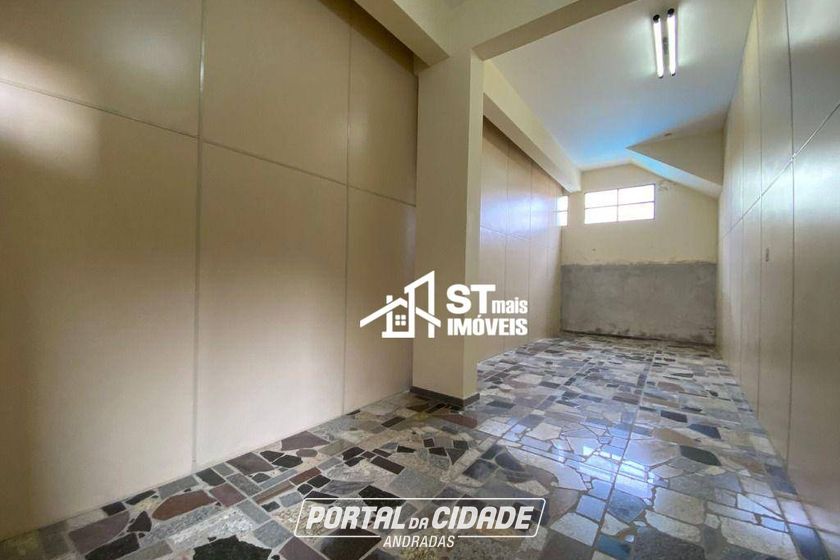 Sal&atilde;o Comercial para alugar - 300m&sup2; - Vila Buzato