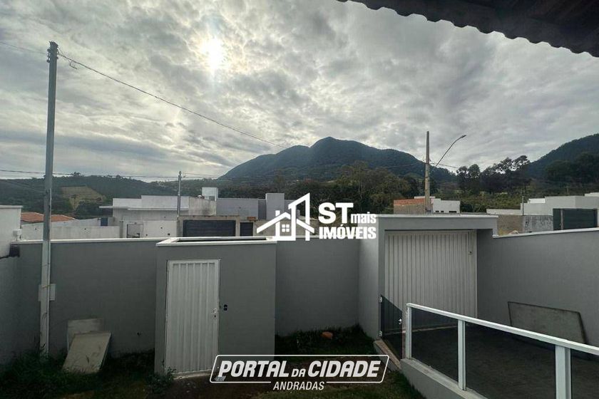 Casa &agrave; venda - 100m&sup2; - Santo Antonio de Lisboa