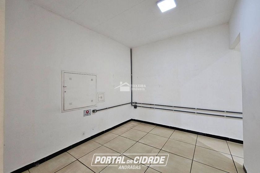 Sala Comercial para alugar - 168m&sup2; - Centro